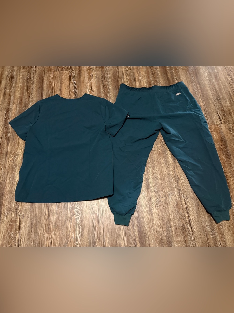 Figs Limited Edition Scrub Set Women's XL/P Catarina One Pocket and Zamora Jogge - Picture 7 of 7